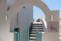 Sublime Villa & Caves Hotels near Red beach