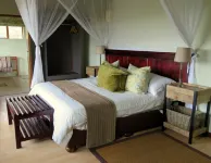 Woodbury Lodge – Amakhala Game Reserve