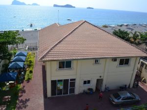 Pundaquit Luxury Resort