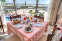 Hotel Tilmar - Pemandangan Pantai