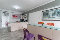 RedDoorz @ Jalan Sei Batang Hari Medan Hotels in Babura Sunggal