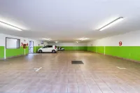 La Dependance - parking