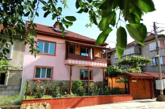 Koliu Malchovata House - Housity