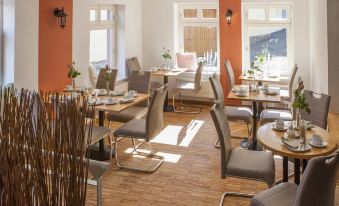 Hotel am Markt - Housity