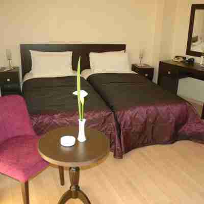 British Hotel Girne Rooms