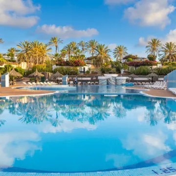 HL Club Playa Blanca Отели рядом с достопримечательностью «Пляж Фламинго»