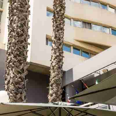 Grand Hôtel de Nîmes - Hôtel 4 Étoiles Hotel Exterior