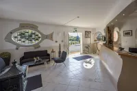 Hotel U Paesolu Hôtels à : Sainte-Lucie de Porto-Vecchio
