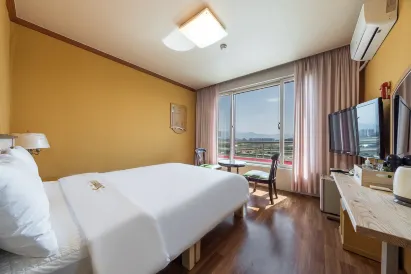 Delta Hotel