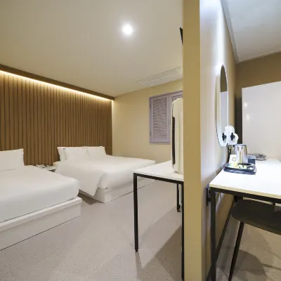Hotel Allen in Ilsan (Baekseok) Hotels near E-MART Ilsan Branch