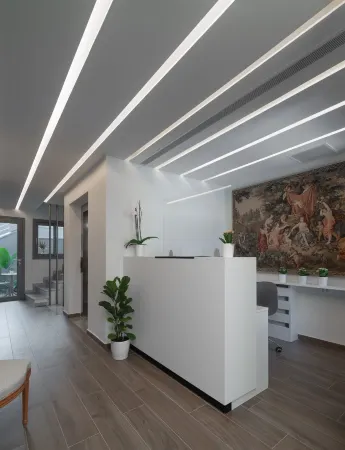 Athens Hill Luxury Apartments Отели в г. Калифея