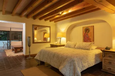 La Provence Restaurant & Hotel Boutique Hotels near Templo Cristiano El Conquistador