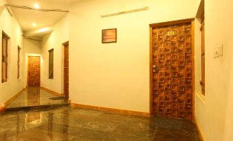 Le Apex Guest House