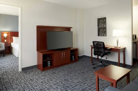 Fairfield Inn & Suites Montreal Airport