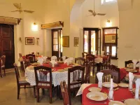 Hotel Sukhdham Kothi Hoteles cerca de Estación de tren Kota Junction