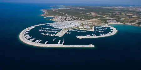 Mavi Pansiyon & Restaurant Отели рядом с достопримечательностью «D-Marin Didim Marina»