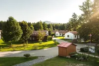 Trixi Park Zittauer Gebirge - Ferienhäuser, Hotel Und Camping Hotele w: Grossschonau