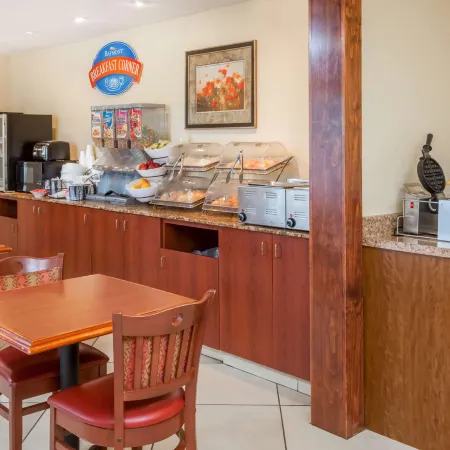 Baymont by Wyndham Peoria