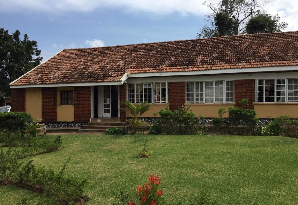 Tamasha Bed and Breakfast - Housity