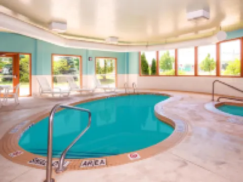 Super 8 by Wyndham Midland