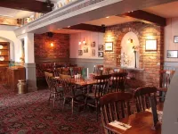 The Woodborough Inn Hotels in Беррингтон