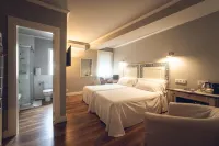 Hostal Los Castañuelos - 2-Sterne