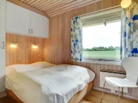 "Janne" - 400m from the Sea