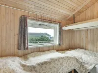 "Hjalmar" - 400m from the Sea Hotels in Millinge