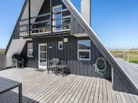 "Viona" - 350m from the Sea Hotels in Rodhus