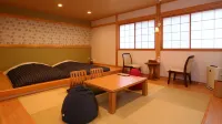 Tateshina Onsen Tateshina Rokuya (1 Day 3 Groups)