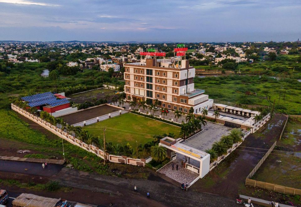 hotel overview picture