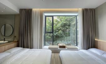 Shenzhen Maoxiang Hotel (Wutongshan Scenic Area)