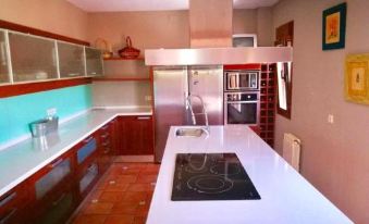 4 Bedrooms Villa with Private Pool Jacuzzi and Wifi at Arcas