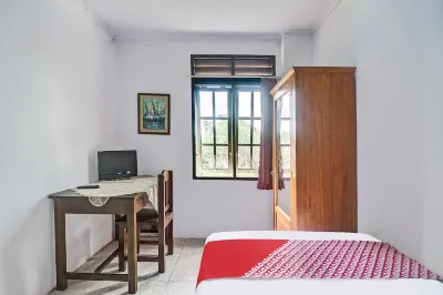 Penginapan Borneo Hotel dekat Ranowangko Beach Resort