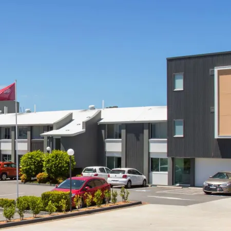 Best Western Plus Apollo International Hotel