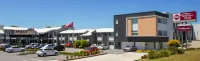 Best Western Plus Apollo International Hotel - parking