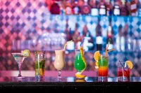 拉爾科都市貝斯特韋斯特優質酒店 - 酒吧