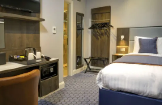 بست ويسترن بلاس فاوكس هول هوتل Hotels near فوكسهول بريدج