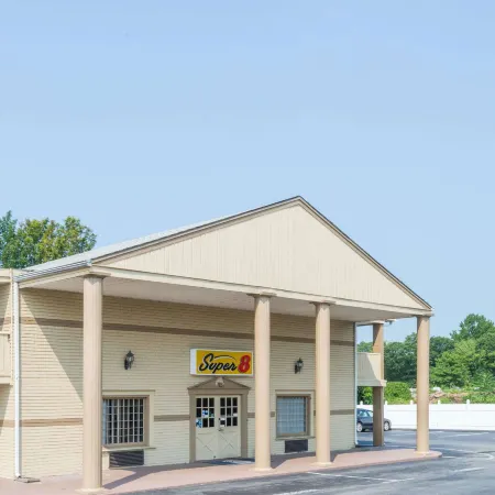 Super 8 by Wyndham Old Saybrook