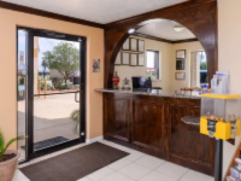 Americas Best Value Inn and Suites-Waller Prairie View Hotels in Waller County