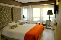 Hotel Aca El Calafate - พร้อมWifi