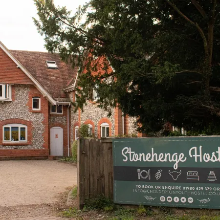 Stonehenge Farmhouse