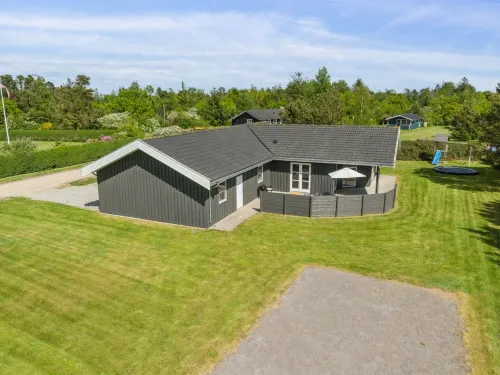 "Ljupco" - 500m to the Fjord