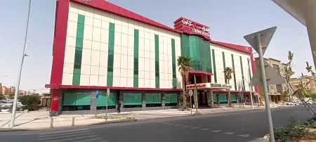 Meral Crown Hotel