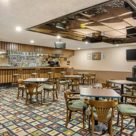 Clarion Hotel Anaheim Resort