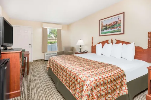 Baymont by Wyndham Anderson Clemson Hotel a Anderson County