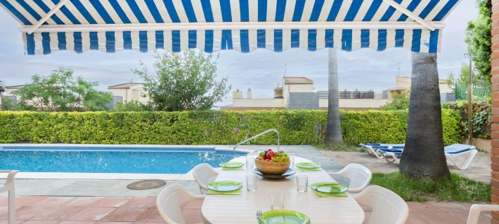 Rioja Hotels in Calonge