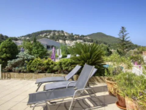 La Madrague d'Azur Hotels in Saint-Cyr-sur-Mer