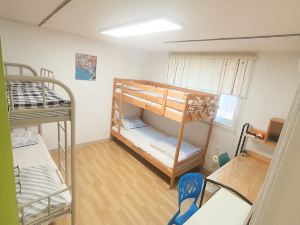 Seoul Holiday Guesthouse - Hostel