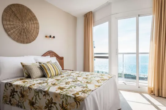 Hotel Cartago Nova by Alegria Hotels in Malgrat de Mar